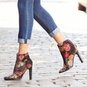 Joie Blayze Floral Print Velvet Booties